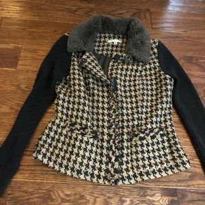 Woman’s CAbi  boutique sweater size 4